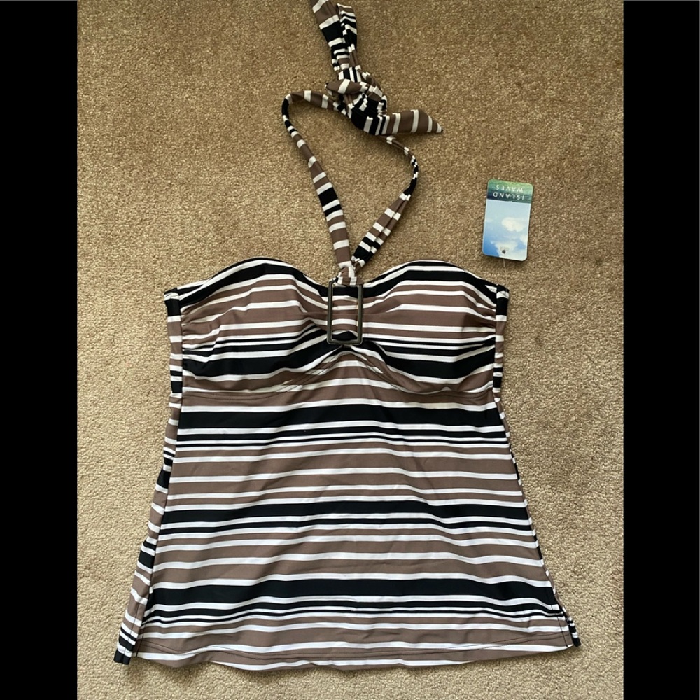 Woman’s Summer Bathing Suit Top